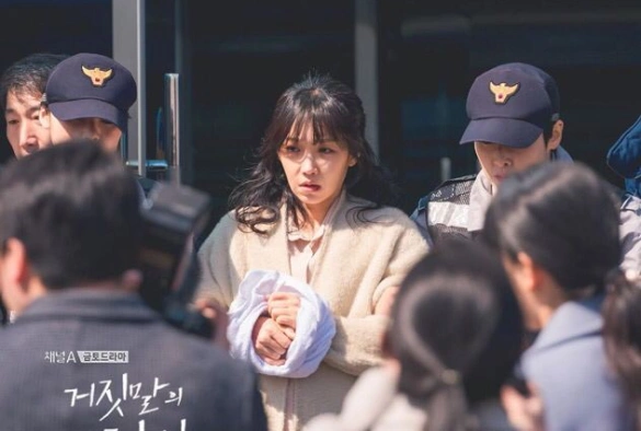 Кадр из дорамы Ложь лжи