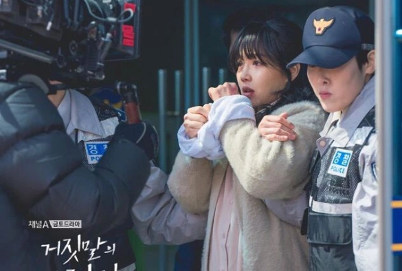 Кадр из дорамы Ложь лжи