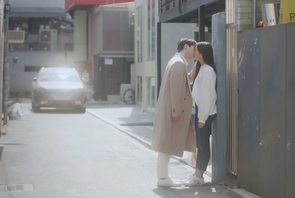 Кадр из дорамы Поцелуй демона