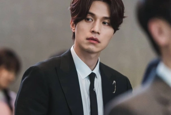 Кадр из дорамы Сказание о Кумихо 1 сезон