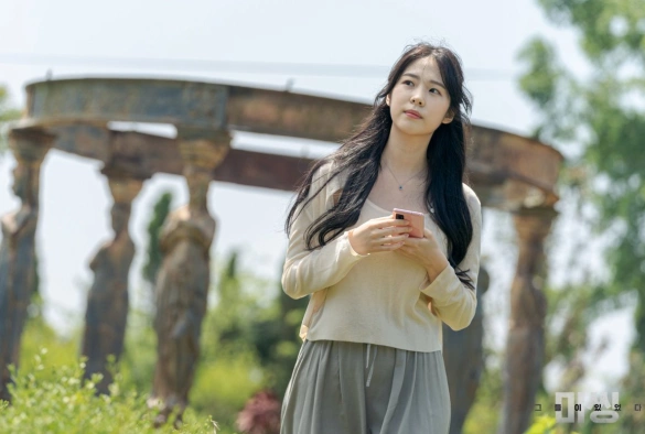 Кадр из дорамы Пропавшие 1 сезон: Другая сторона