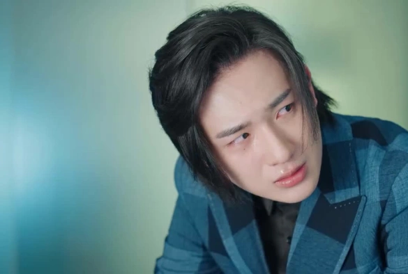 Кадр из дорамы Параллельная любовь