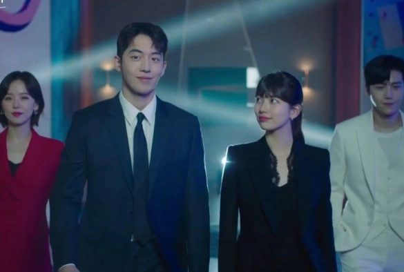 Кадр из дорамы Стартап