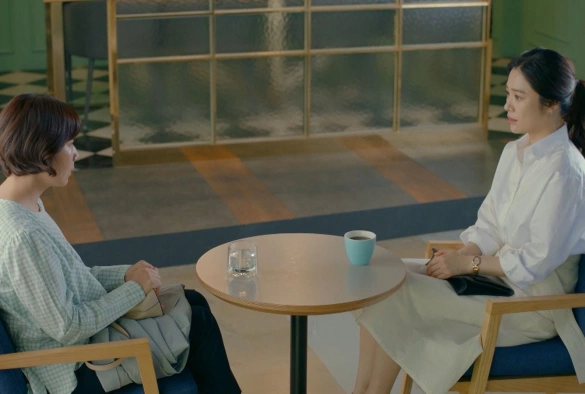 Кадр из дорамы Чудо, которое мы встретили