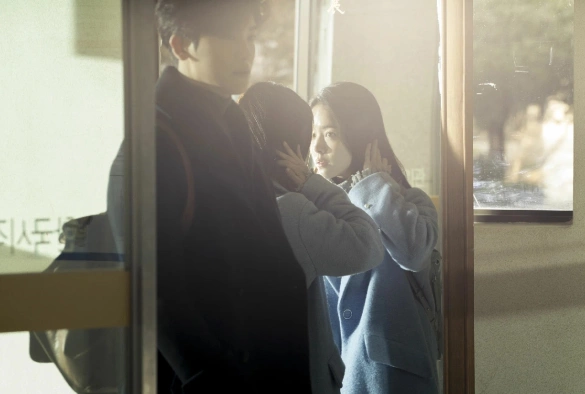 Кадр из дорамы Два лучика света