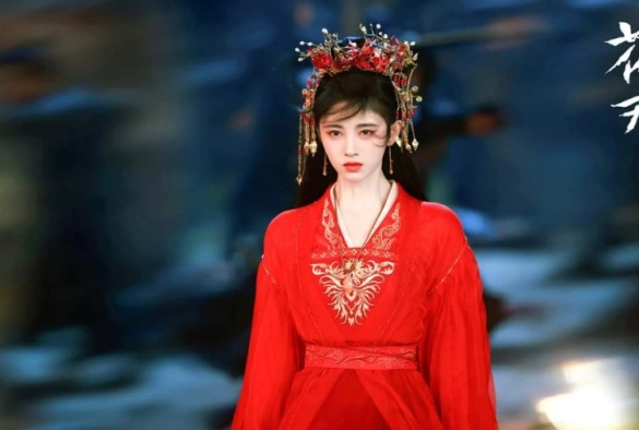 Кадр из дорамы Хуа Жун