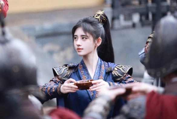 Кадр из дорамы Хуа Жун