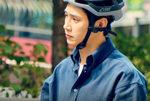 Кадр из дорамы Незнакомки