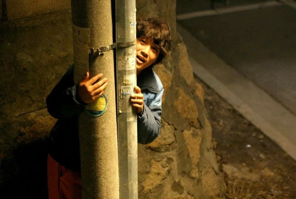 Кадр из дорамы Дурачок