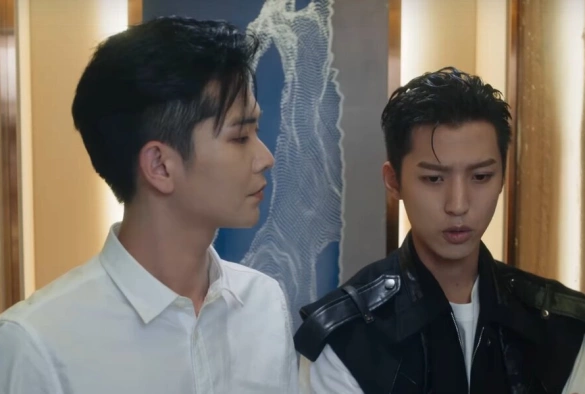 Кадр из дорамы Меж двух миров