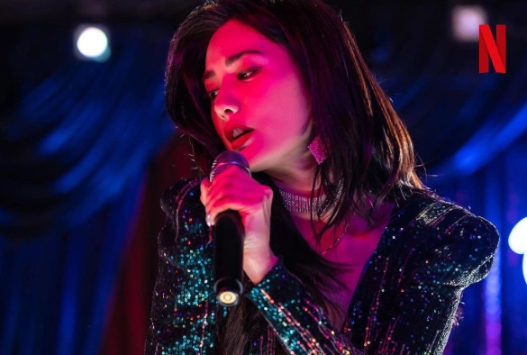 Кадр из дорамы Девушка в маске