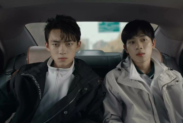 Кадр из дорамы Останься со мной