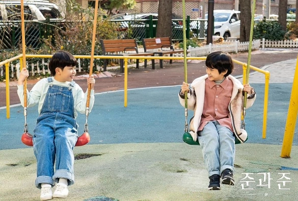 Кадр из дорамы Джун и Джун