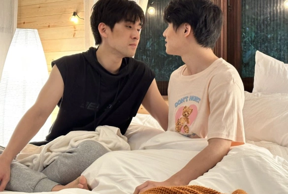 Кадр из дорамы Любовь динозавра