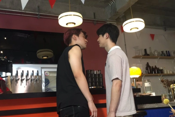 Кадр из дорамы Любовь динозавра