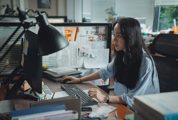 Кадр из дорамы Объект преследования