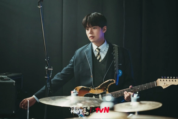 Кадр из дорамы Мерцающий арбуз / Сверкающий арбуз