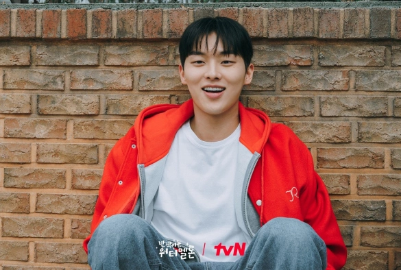 Кадр из дорамы Мерцающий арбуз / Сверкающий арбуз