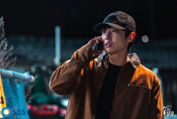 Кадр из дорамы Сбежавшая семёрка 1 сезон