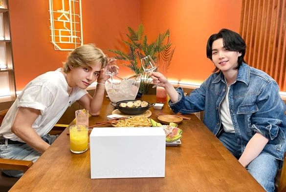 Кадр из дорамы Шучита