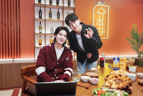 Кадр из дорамы Шучита