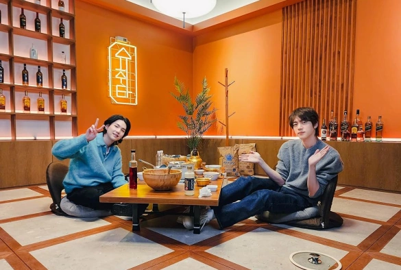 Кадр из дорамы Шучита