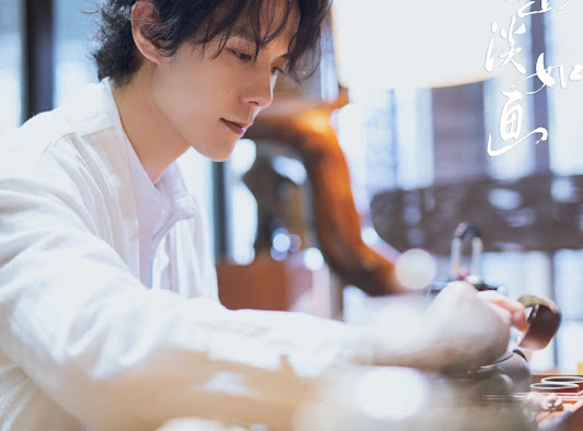 Кадр из дорамы Циншань в подлунном свете живописна