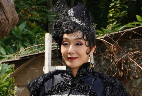 Кадр из дорамы Красная Шапочка находит труп