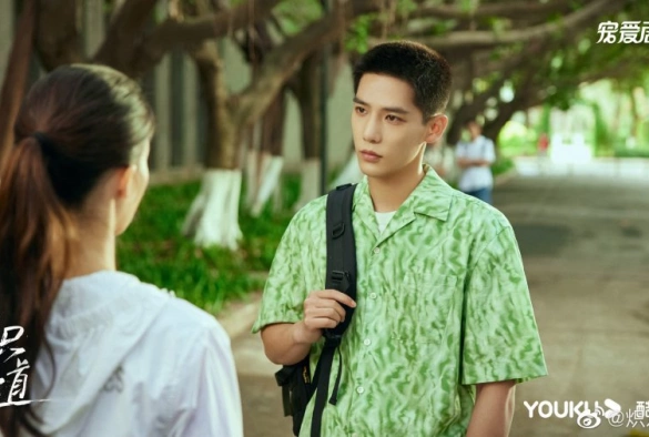 Кадр из дорамы Влюбляясь в тебя