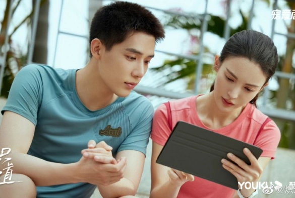 Кадр из дорамы Влюбляясь в тебя