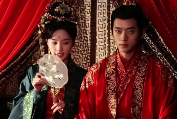 Кадр из дорамы Чужое лицо / Знакомая незнакомка