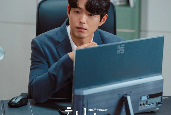 Кадр из дорамы Независимая жизнь Хё Сим