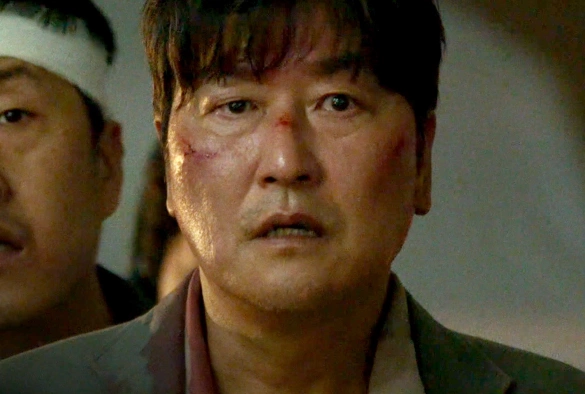 Кадр из дорамы Чрезвычайная ситуация