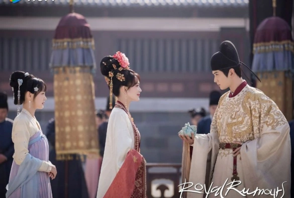 Кадр из дорамы Королевские слухи / Время притворяться