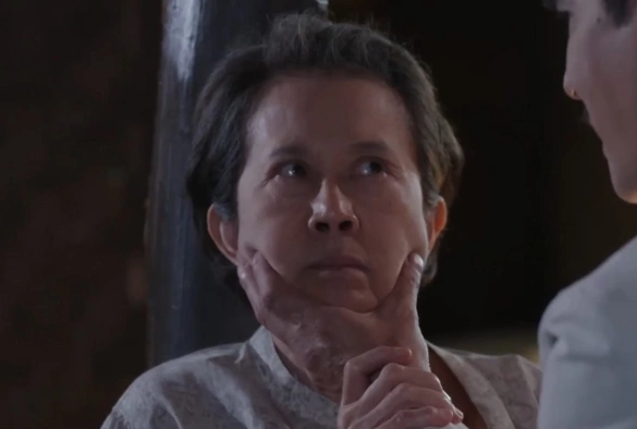 Кадр из дорамы Бунга Сари