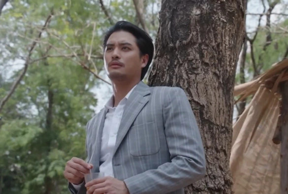 Кадр из дорамы Бунга Сари