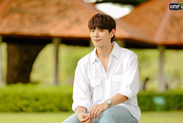 Кадр из дорамы Любовь в переводе