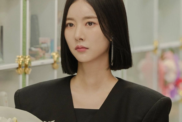 Кадр из дорамы Элегантная империя