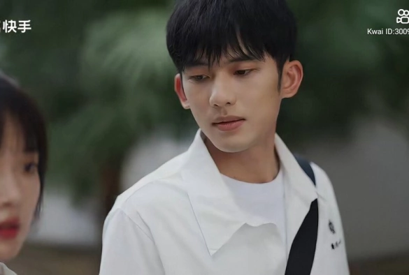 Кадр из дорамы Назад в 17 лет