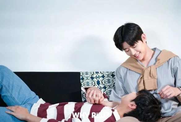 Кадр из дорамы Почему ты?