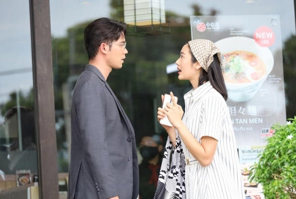 Кадр из дорамы Это ты