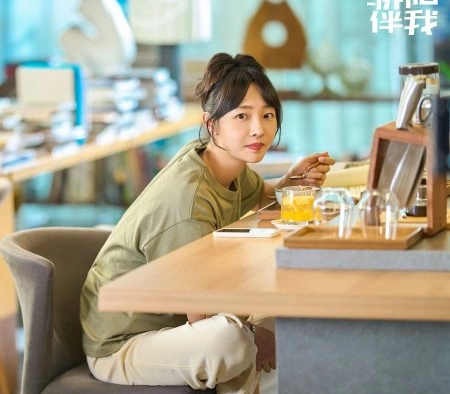 Кадр из дорамы Солнце со мной