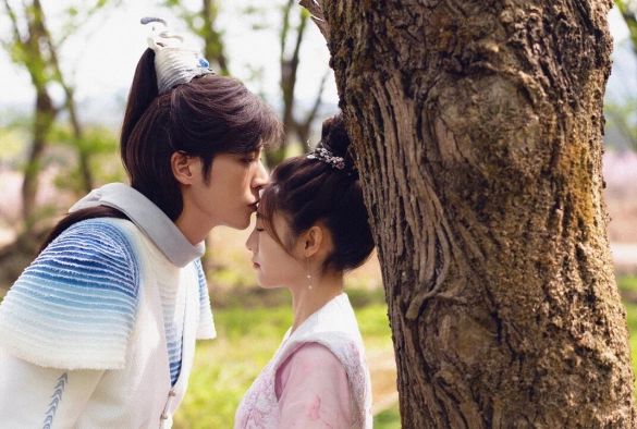 Кадр из дорамы Любовь — это случайность