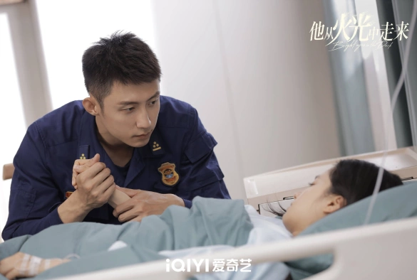 Кадр из дорамы Он вышел из огня