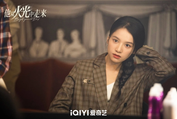 Кадр из дорамы Он вышел из огня