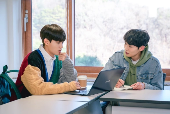 Кадр из дорамы Бон аппетит