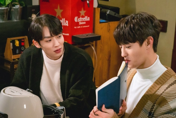 Кадр из дорамы Бон аппетит