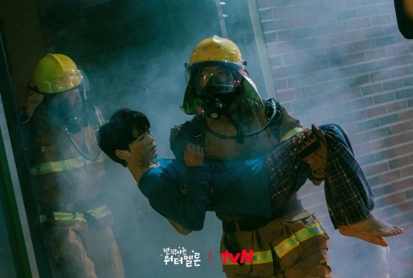 Кадр из дорамы Мерцающий арбуз / Сверкающий арбуз