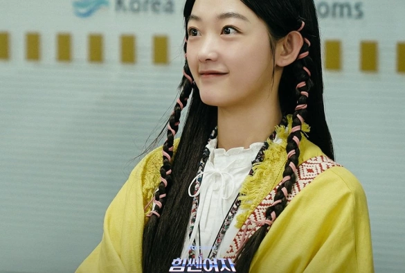 Кадр из дорамы Силачка Кан Нам Сун