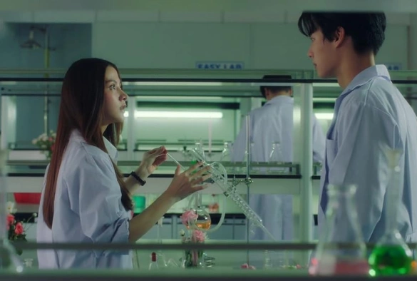 Кадр из дорамы Красотка-новичок